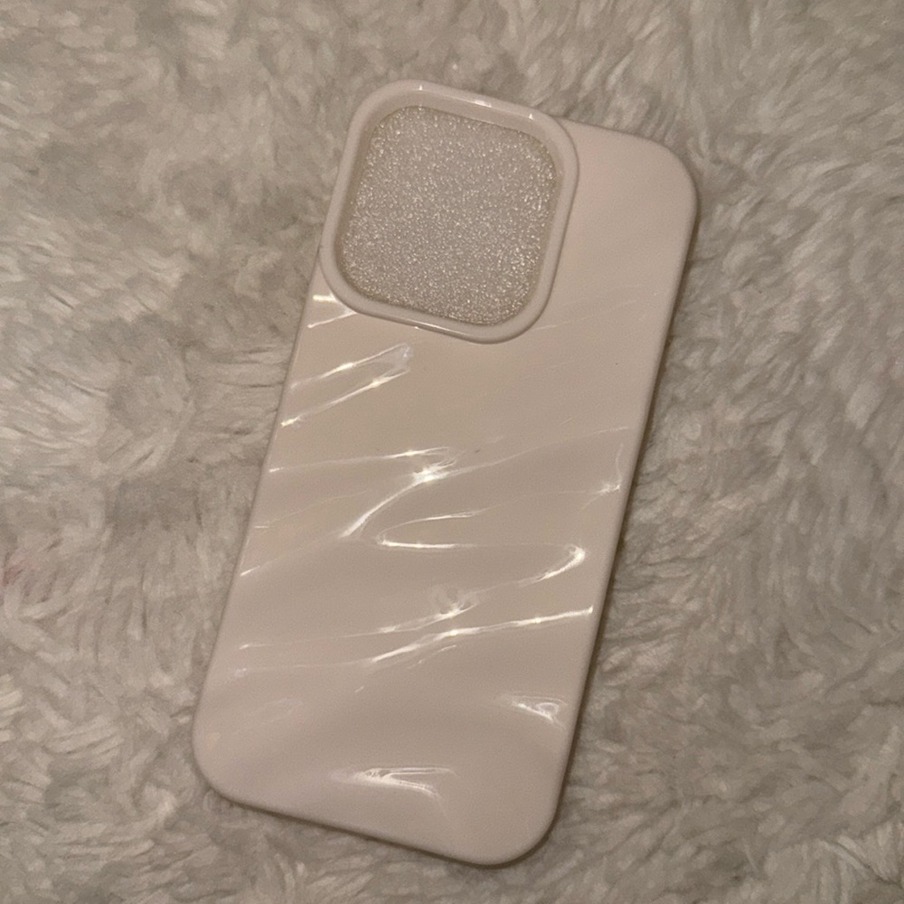 iPhone 14 pro case